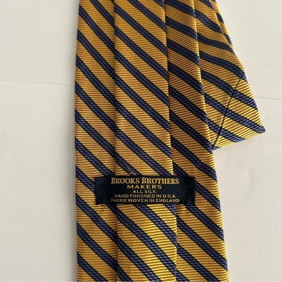 Brooks Brothers Gold and Blue Silk Striped Tie - Picture 3 of 5